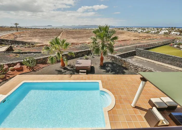 Sea Winds Lanzarote Villa